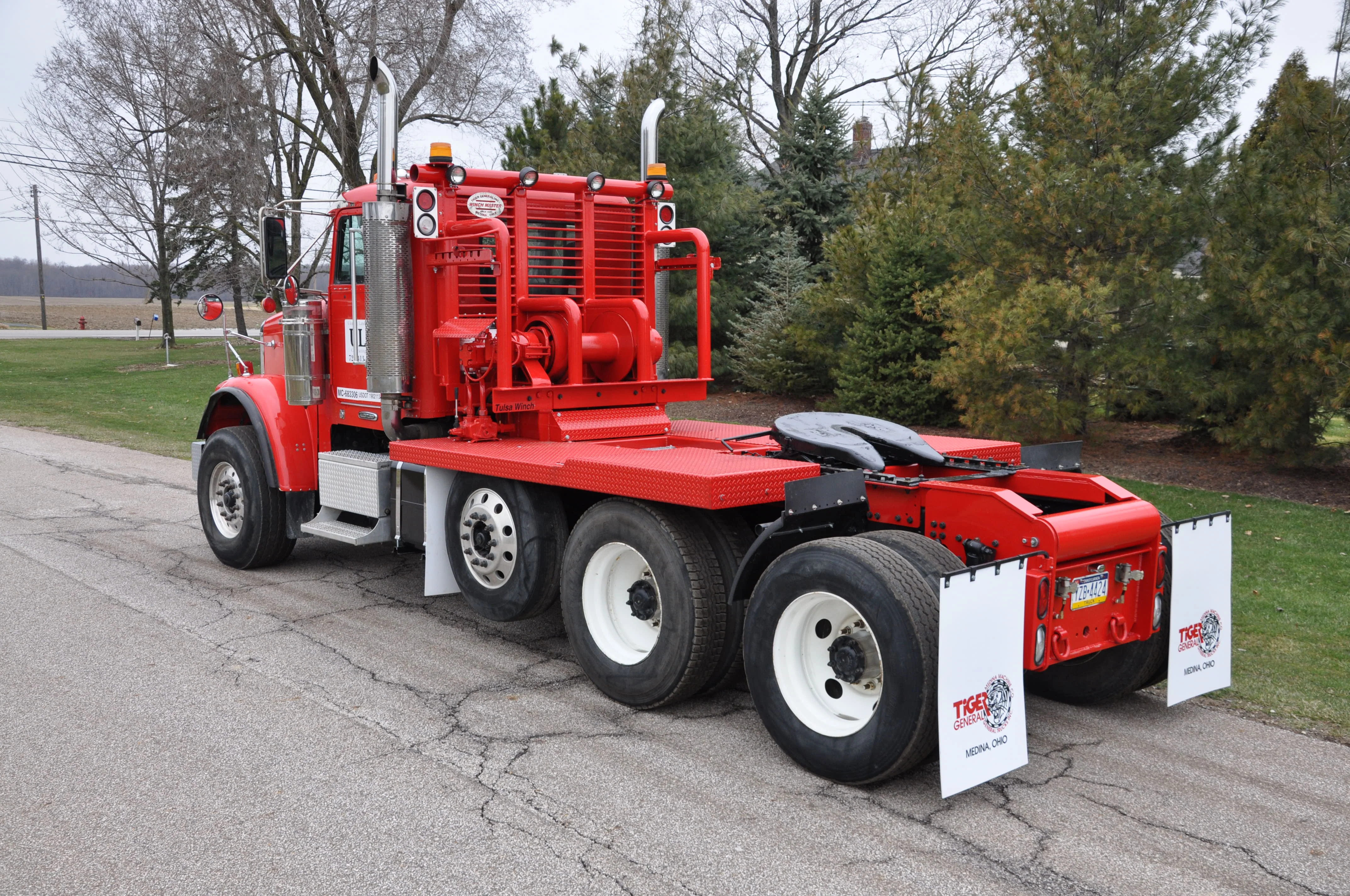 heavy haul winch truck trailer